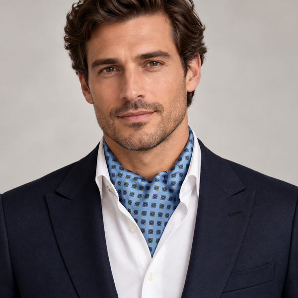 Ascot Seta 100% Dis 2 var 9 Azzurro — indossato, foto Tessago